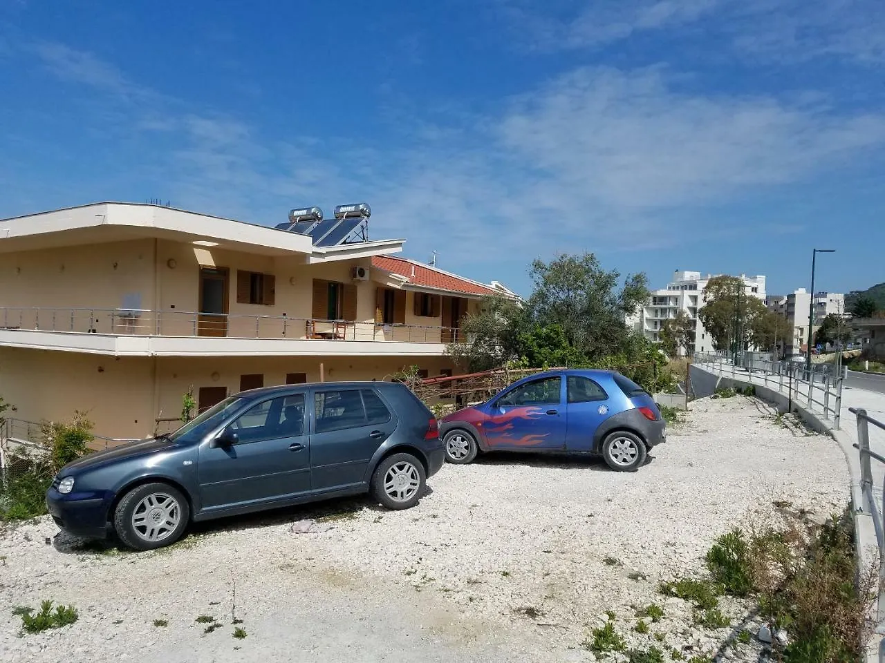 Vila Genos Lungomare Aparthotel Vlore 0*,  Albania